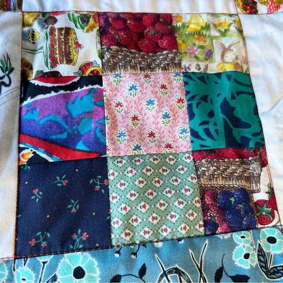 Handmade Baby Quilt with Original Hand-drawn Woodland/farm animals Art
#0911246 - Picture 10 of 13